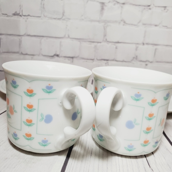 Vintage Judith Raíces for the Toscany Collection Japan cups & saucers Set - Picture 9 of 13